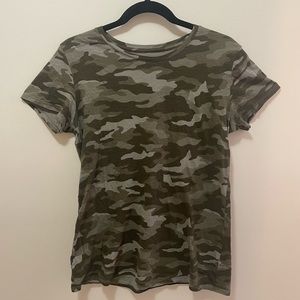 Green Camouflage T-Shirt from PINK Size S